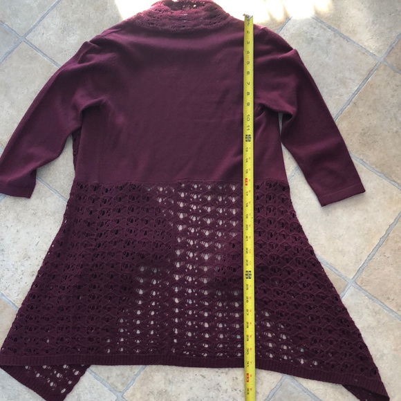 ‘NWD’ Burgundy cardigan with pretty detail - Picture 9 of 11